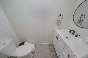 227 Springmeadow Dr, Holbrook, NY 11741 - Photo 7