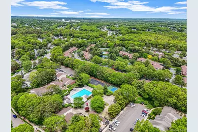 227 Springmeadow Drive #B, Holbrook, NY 11741 - Photo 31