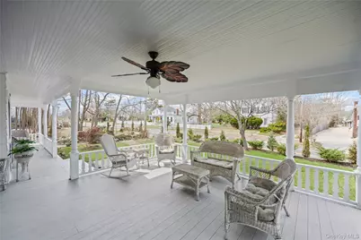 430 Montauk Highway, East Moriches, NY 11940 - Photo 3
