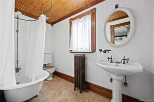 430 Montauk Hwy, East Moriches, NY 11940 - Photo 21