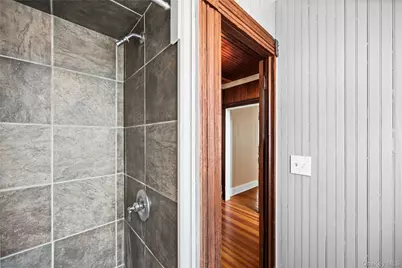 430 Montauk Highway, East Moriches, NY 11940 - Photo 27