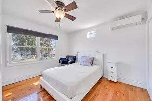 20 Bridge Ln, Hicksville, NY 11801 - Photo 13