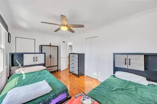 20 Bridge Ln, Hicksville, NY 11801 - Photo 15