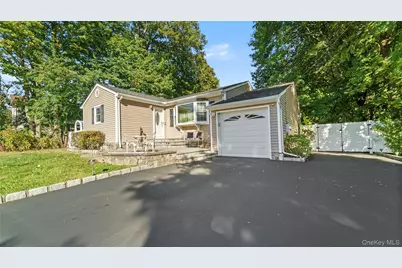 2880 Brookfield Drive, Yorktown Heights, NY 10598 - Photo 9