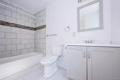 147 Orchard Street, Yonkers, NY 10703 - Photo 17