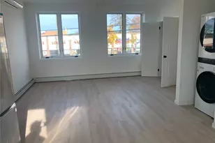 258-16 2nd Floor Hillside Ave, Floral Park, NY 11004 - Photo 9