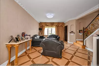 144-36 73rd Avenue, Kew Gardens, NY 11367 - Photo 3