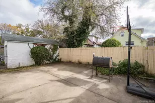 133-15 231st St, Springfield Gardens, NY 11413 - Photo 21