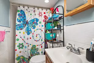 133-15 231st St, Springfield Gardens, NY 11413 - Photo 15