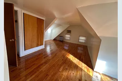 215-16 111th Avenue, Queens Village, NY 11429 - Photo 9