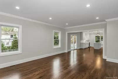 38 N Woodhull Road, Huntington, NY 11743 - Photo 9