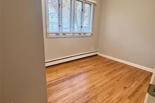 68 Wolfle St, Glen Cove, NY 11542 - Photo 9