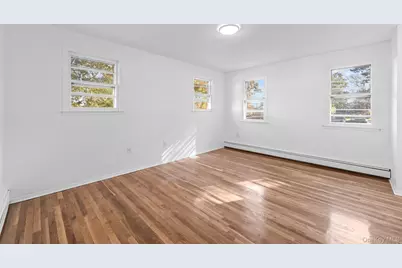 17211 Horace Harding Expressway, Fresh Meadows, NY 11365 - Photo 11