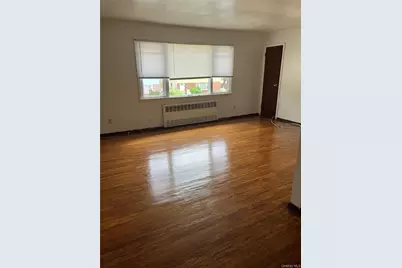 [Address not provided], Hempstead, NY 11550 - Photo 5