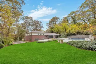 619 Caledonia Rd, Dix Hills, NY 11746 - Photo 15