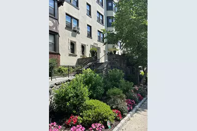 56 Pondfield Road W #4A, Bronxville, NY 10708 - Photo 3