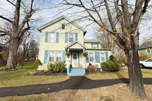 54 Grand St, Wurtsboro, NY 12790 - Photo 3