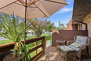 313 Mariners Way, Copiague, NY 11726 - Photo 19