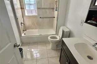 104-10 118th St, Richmond Hill, NY 11419 - Photo 9