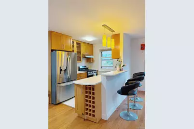 15244 Jewel Avenue #102A, Flushing, NY 11367 - Photo 3