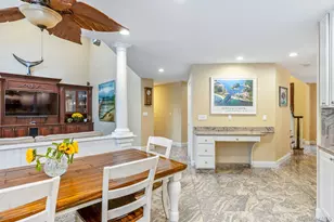 42 Old Neck Ct, Manorville, NY 11949 - Photo 11