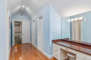 42 Old Neck Ct, Manorville, NY 11949 - Photo 19