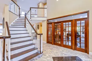 42 Old Neck Ct, Manorville, NY 11949 - Photo 9