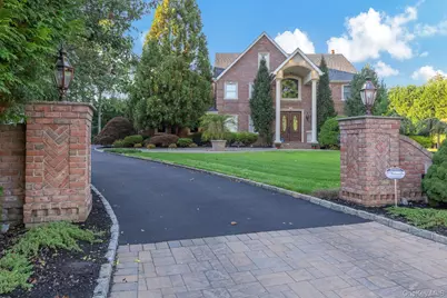 42 Old Neck Court, Manorville, NY 11949 - Photo 1