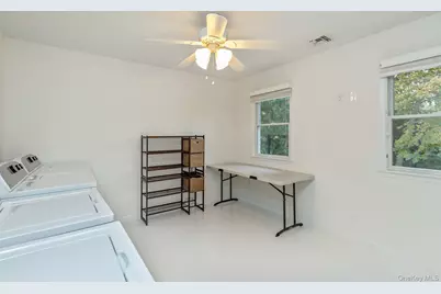 42 Old Neck Court, Manorville, NY 11949 - Photo 21