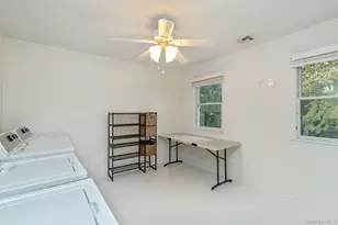 42 Old Neck Ct, Manorville, NY 11949 - Photo 21