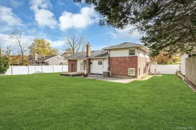 44 Delaware Avenue, Commack, NY 11725 - Photo 35