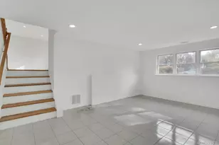 44 Delaware Ave, Commack, NY 11725 - Photo 21