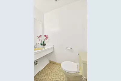 14425 26th Avenue, Flushing, NY 11354 - Photo 11