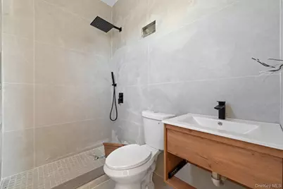 555 Linden Boulevard, Brooklyn, NY 11203 - Photo 11