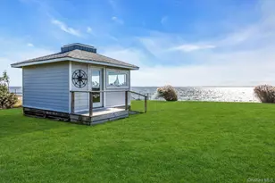 270 Edgewater Ave, Bayport, NY 11705 - Photo 35