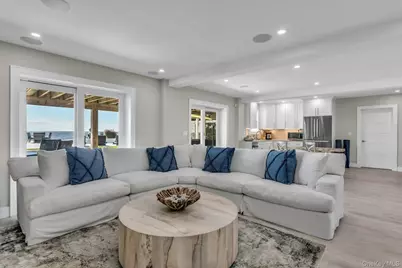 270 Edgewater Avenue, Bayport, NY 11705 - Photo 23