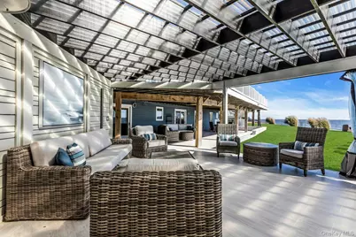 270 Edgewater Avenue, Bayport, NY 11705 - Photo 41