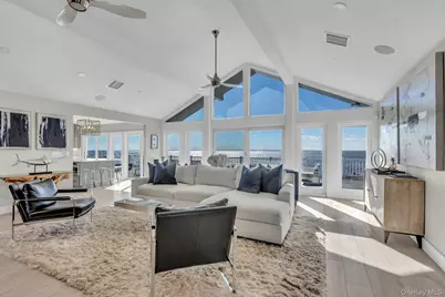 270 Edgewater Avenue, Bayport, NY 11705 - Photo 5