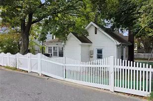 44 Carnegie Ave, Elmont, NY 11003 - Photo 3