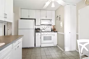 70-31 108th St, Forest Hills, NY 11375 - Photo 7