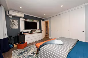 7-24 166th St, Whitestone, NY 11357 - Photo 9