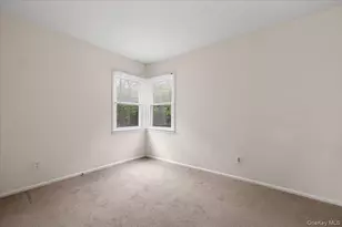 55 Audrey Ave, Plainview, NY 11803 - Photo 11