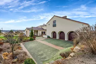 717 Short Beach Rd, Nissequogue, NY 11780 - Photo 47