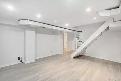 21827 130th Avenue, Springfield Gardens, NY 11413 - Photo 25