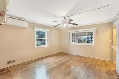 21827 130th Avenue, Springfield Gardens, NY 11413 - Photo 9