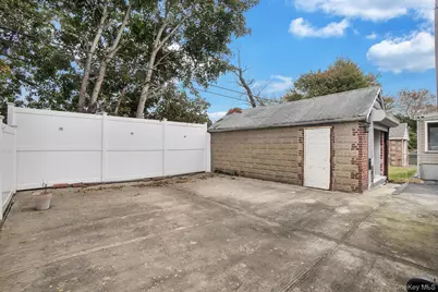 21827 130th Avenue, Springfield Gardens, NY 11413 - Photo 29