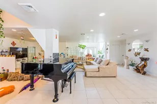 19 Wayside Ln, Wantagh, NY 11793 - Photo 5