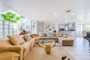 19 Wayside Ln, Wantagh, NY 11793 - Photo 7