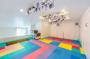 19 Wayside Ln, Wantagh, NY 11793 - Photo 19