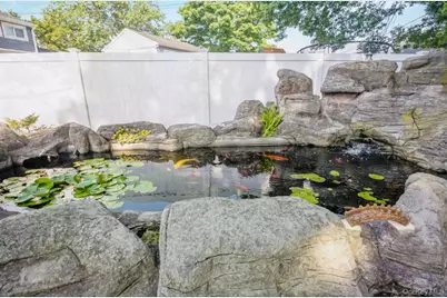 19 Wayside Lane, Wantagh, NY 11793 - Photo 29